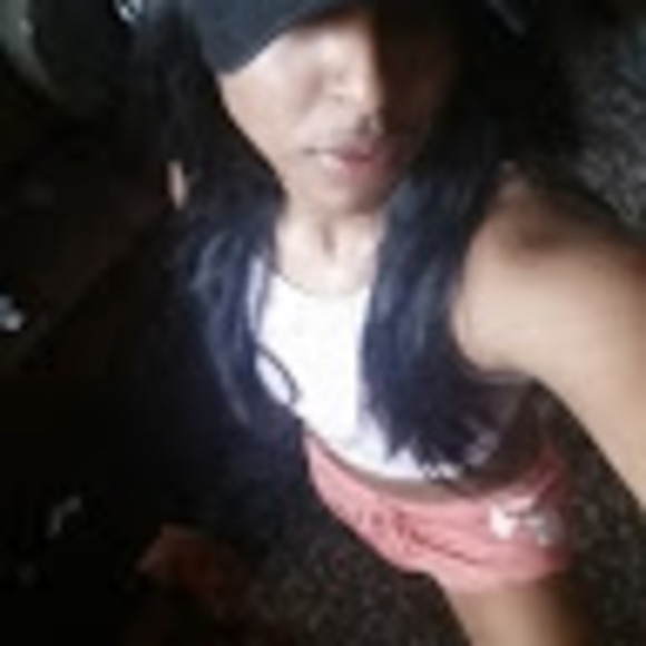 Meet your Posher, Katherine - Picture 1 of 1